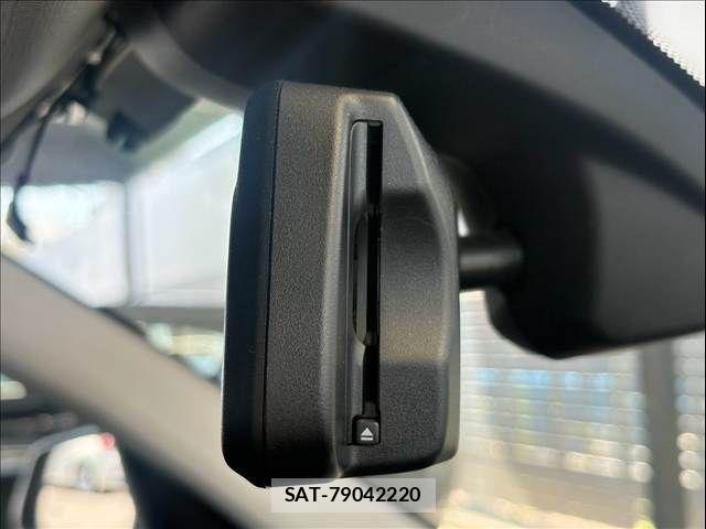 Bmw 1 SERIES 2018-10 8485070-9