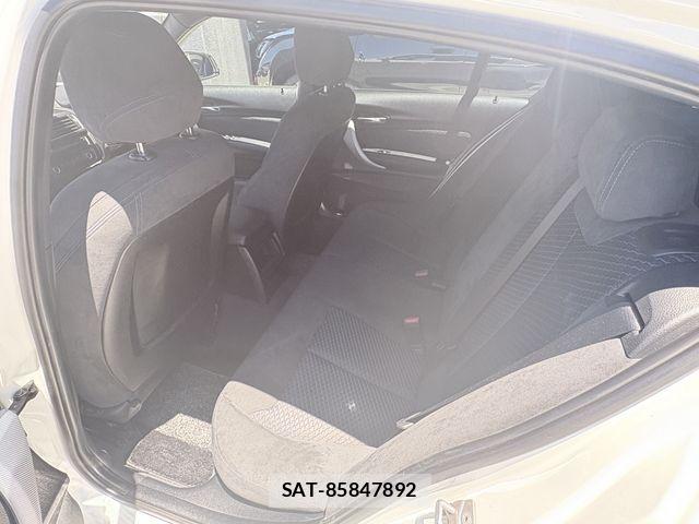 Bmw 1 SERIES 2017-03 8523701-8