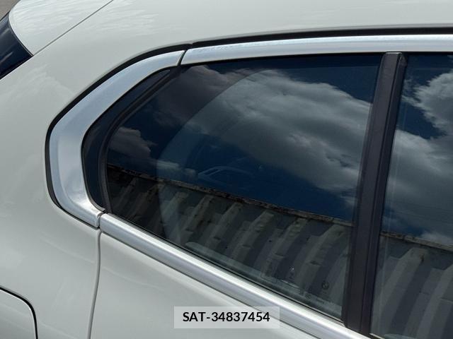 Bmw 1 SERIES 2023-02 8561244-9