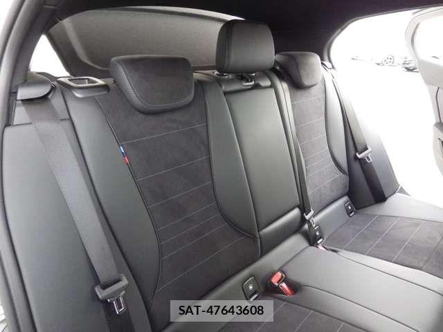 Bmw 1 SERIES 2025-12 8561241-14