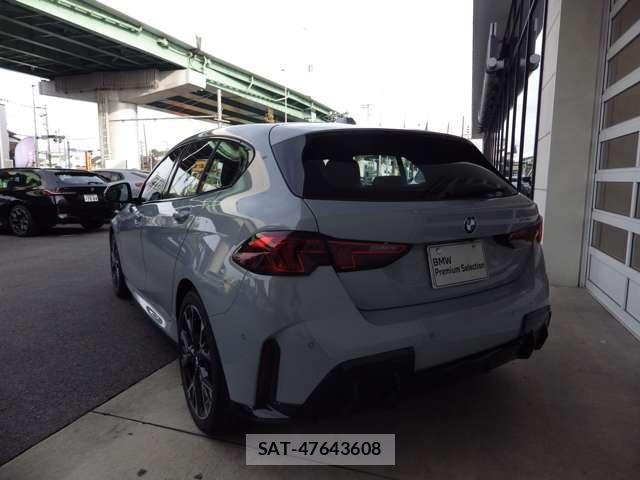 Bmw 1 SERIES 2025-12 8561241-7