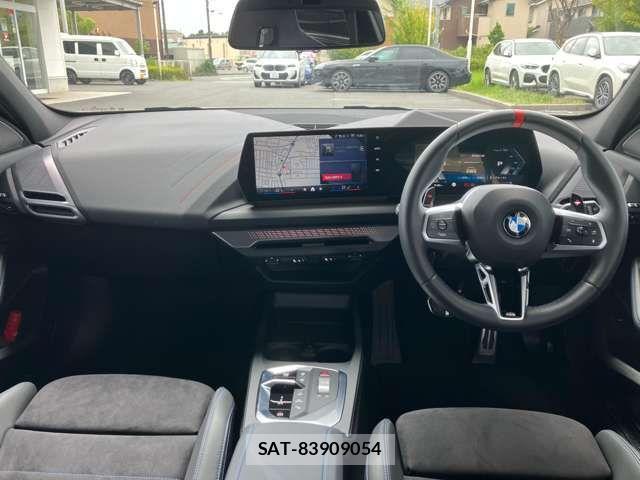 Bmw 1 SERIES 2026-02 8658146-1
