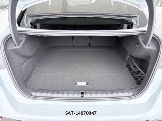Bmw 1 SERIES 2025-04 8827967-18