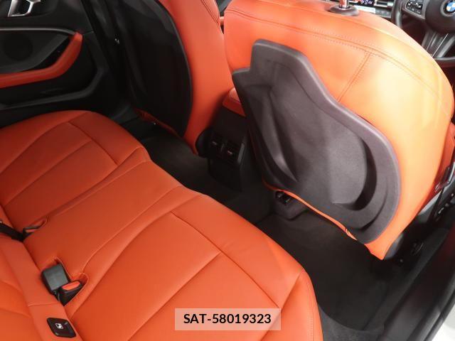 Bmw 1 SERIES 2021-02 8827969-9