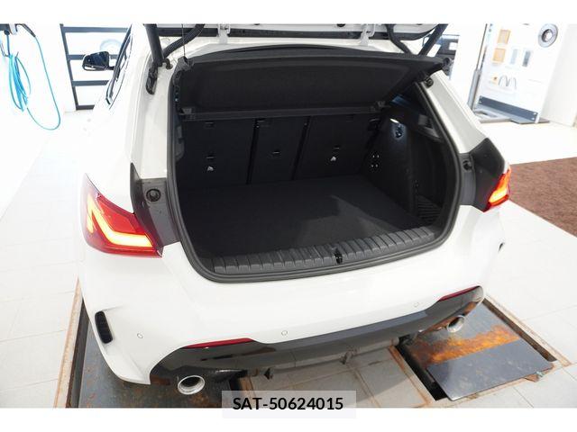Bmw 1 SERIES 2021-11 8848322-24