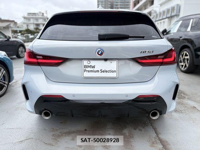 Bmw 1 SERIES 2022-01 8870488-4
