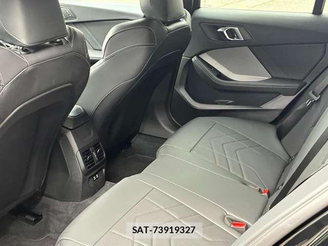 Bmw 1 SERIES 2025-06 8878807-6