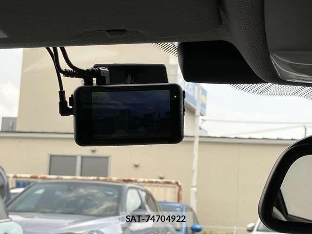 Bmw 1 SERIES 2018-02 8878812-18