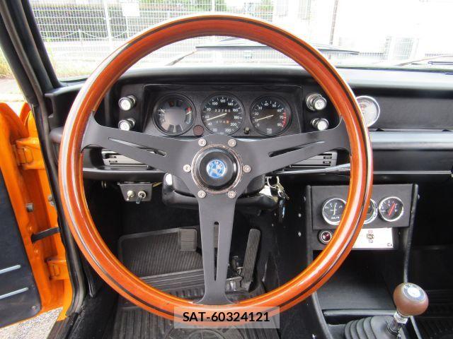 Bmw 2002 1973-10 8827997-12