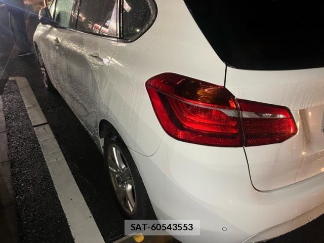 Bmw 2 SERIES 2016-03 1427718-5