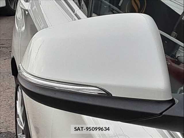 Bmw 2 SERIES 2019-06 4320662-24