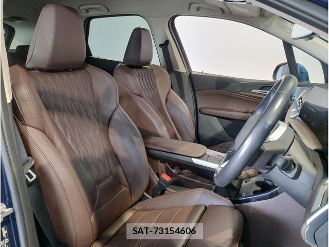 Bmw 2 SERIES 2023-04 4419856-13