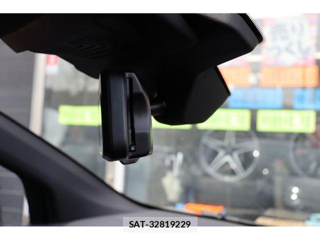 Bmw 2 SERIES 2023-01 5860520-10