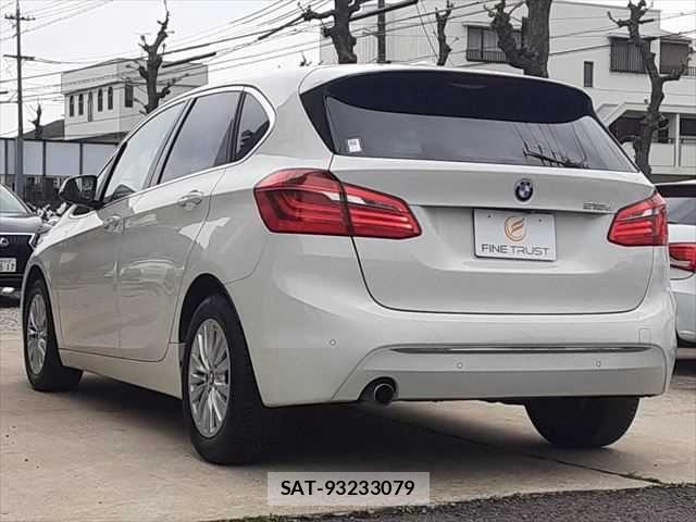 Bmw 2 SERIES 2015-08 6495219-18