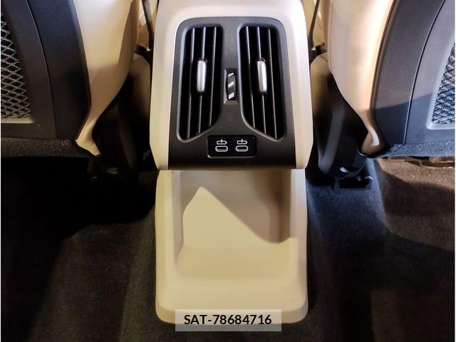 Bmw 2 SERIES 2023-06 6902533-27