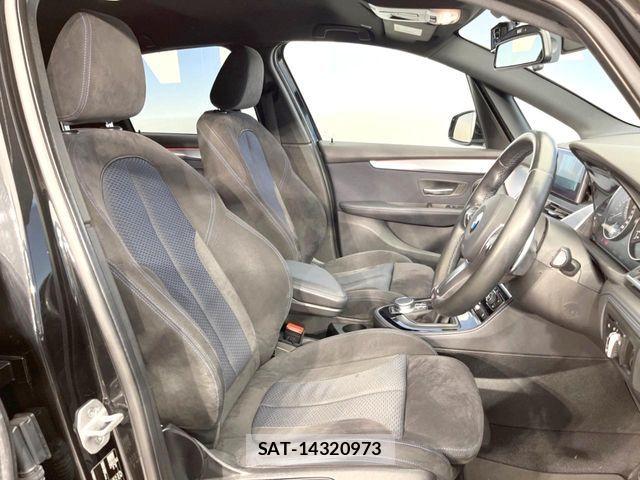 Bmw 2 SERIES 2018-03 7453109-9