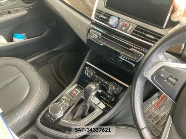 Bmw 2 SERIES 2016-08 7615176-16
