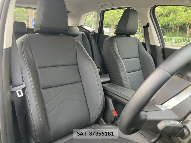 Bmw 2 SERIES 2025-10 7721242-9