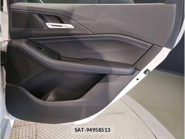 Bmw 2 SERIES 2025-08 7721240-29