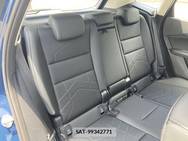 Bmw 2 SERIES 2025-11 7875455-9