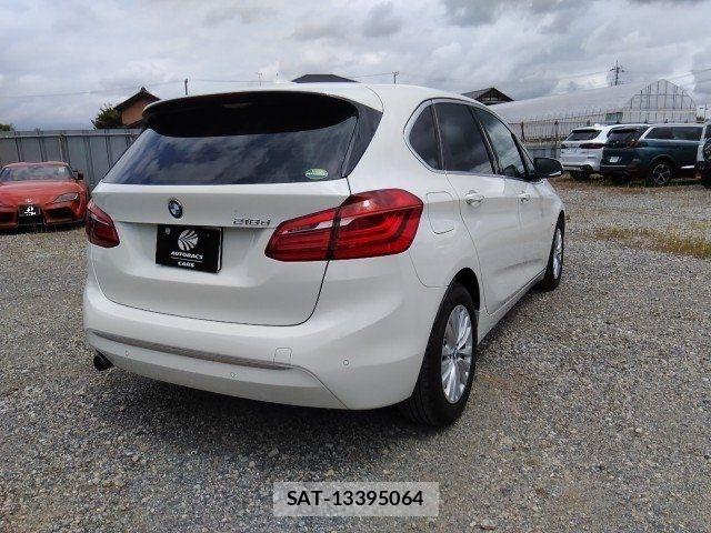 Bmw 2 SERIES 2017-04 8129142-18