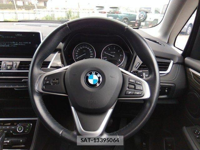 Bmw 2 SERIES 2017-04 8129142-7
