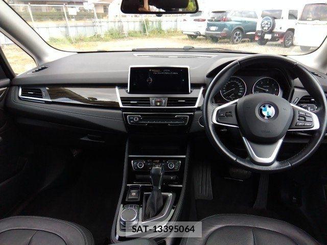 Bmw 2 SERIES 2017-04 8129142-8