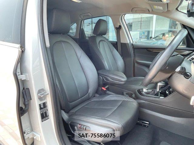 Bmw 2 SERIES 2019-07 8244681-8