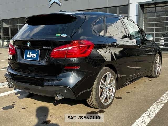Bmw 2 SERIES 2019-04 8244682-4