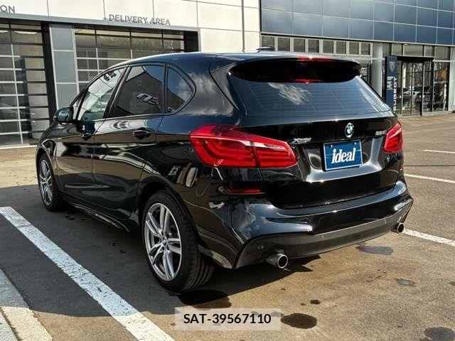 Bmw 2 SERIES 2019-04 8244682-6