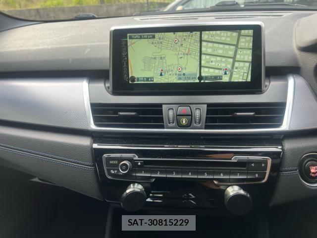 Bmw 2 SERIES 2015-08 8244684-17