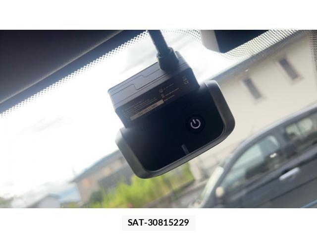 Bmw 2 SERIES 2015-08 8244684-22