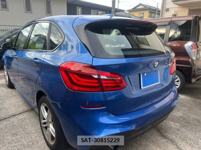 Bmw 2 SERIES 2015-08 8244684-4