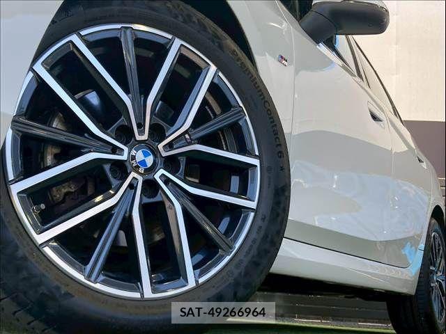 Bmw 2 SERIES 2024-11 8244679-18