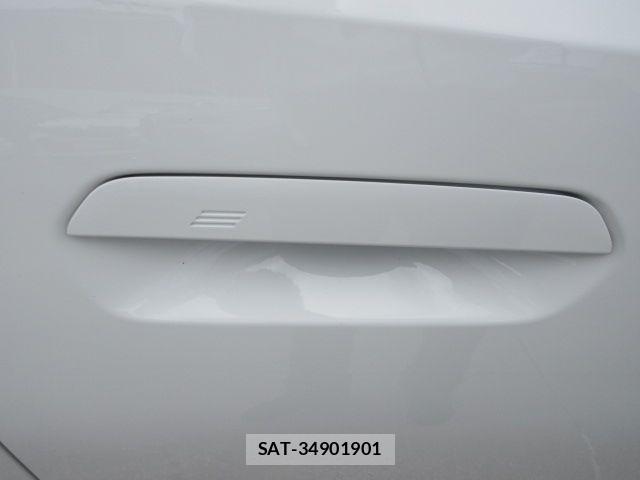 Bmw 2 SERIES 2025-04 8335017-7