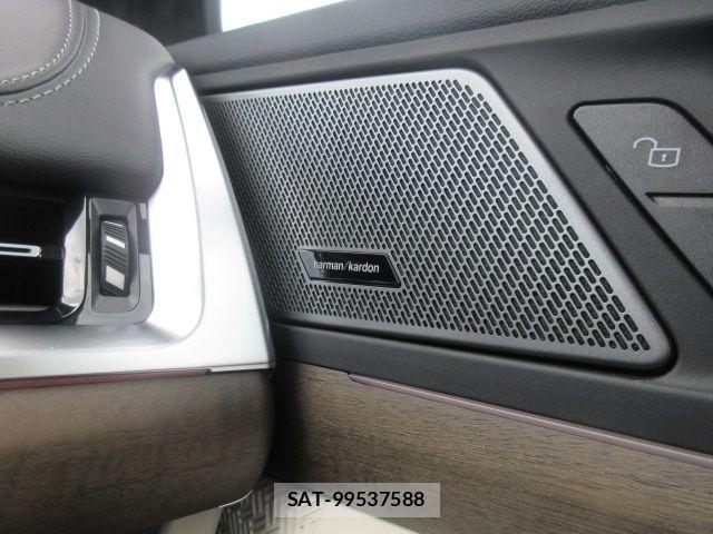 Bmw 2 SERIES 2025-12 8665850-8