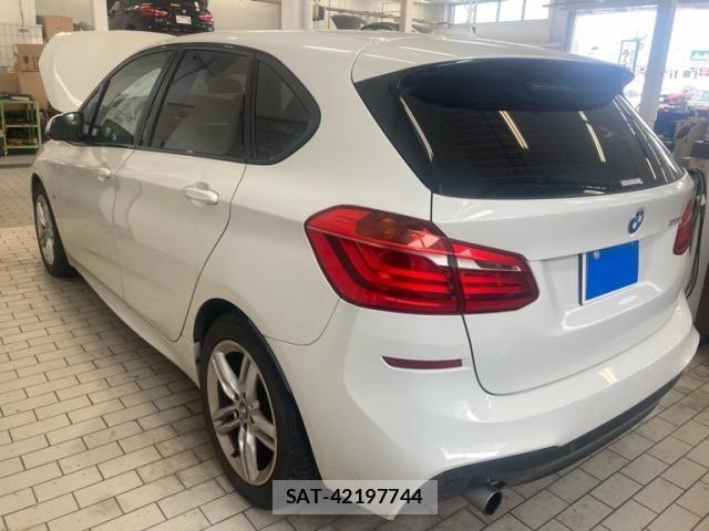 Bmw 2 SERIES 2015-09 8740816-4