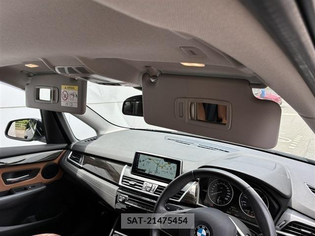 Bmw 2 SERIES 2018-01 8779591-22