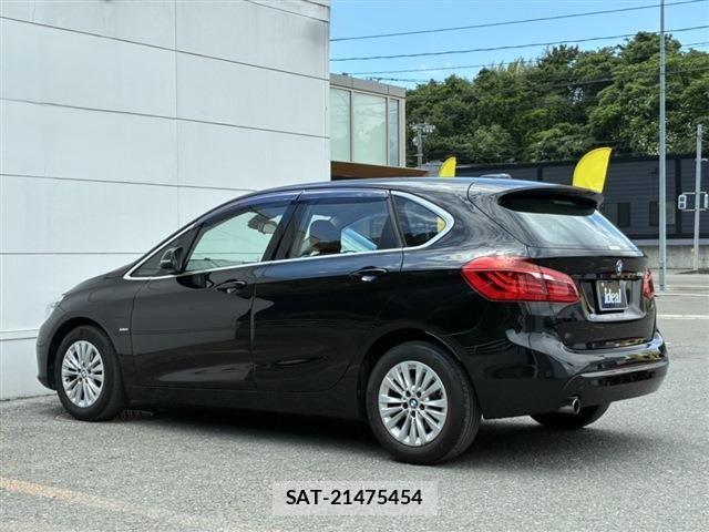 Bmw 2 SERIES 2018-01 8779591-7