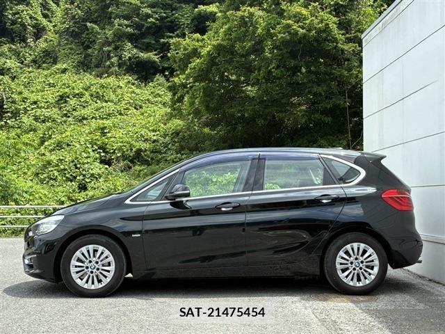 Bmw 2 SERIES 2018-01 8779591-8