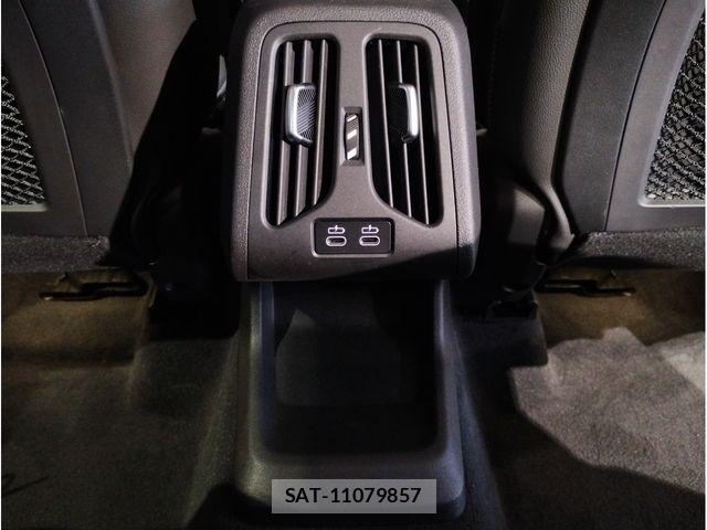 Bmw 2 SERIES 2023-09 8827985-27