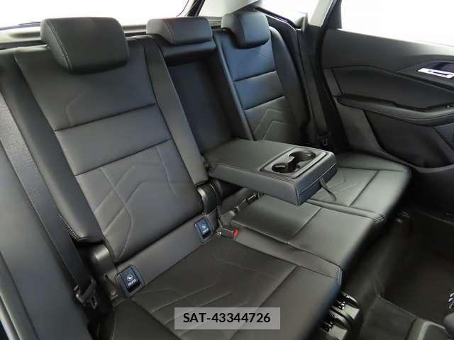 Bmw 2 SERIES 2025-03 8878817-17