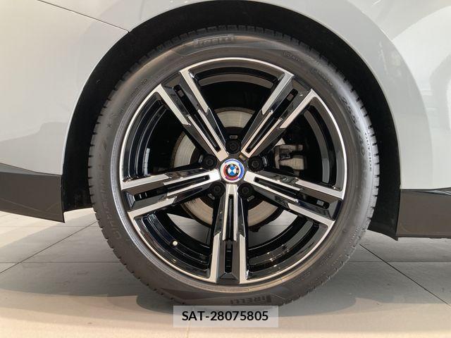 Bmw 2 SERIES 2023-05 6610722-5