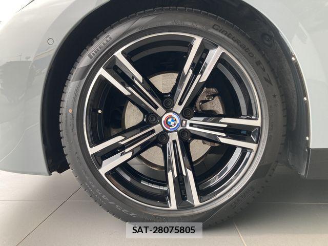 Bmw 2 SERIES 2023-05 6610722-6
