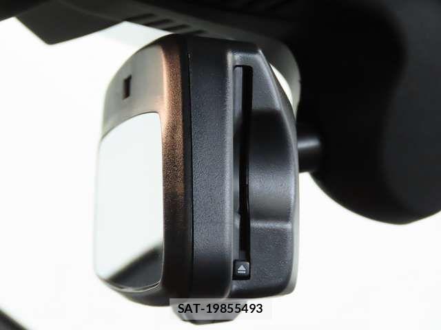 Bmw 2 SERIES 2024-06 6813931-11