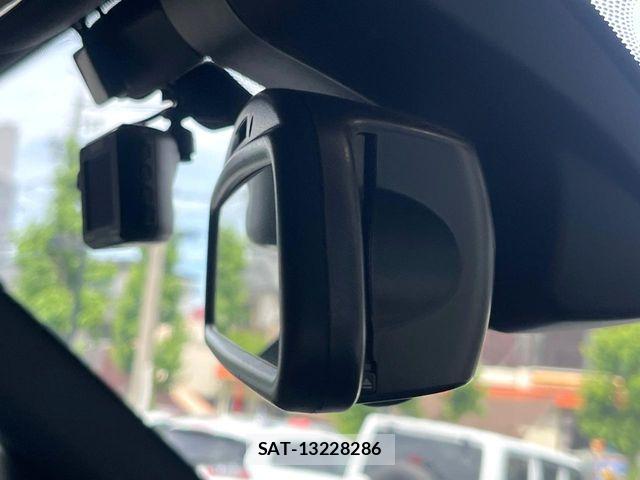 Bmw 2 SERIES 2018-02 7271574-7