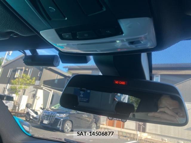 Bmw 2 SERIES 2018-06 7325877-23