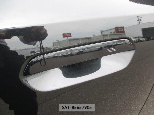 Bmw 2 SERIES 2023-04 7960631-6