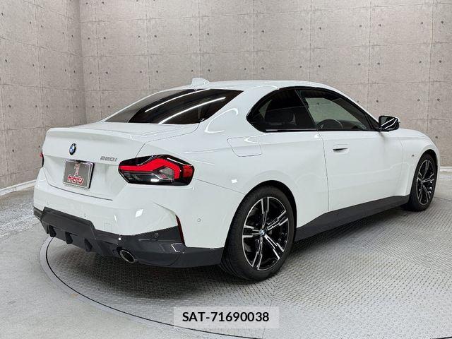 Bmw 2 SERIES 2022-03 8034548-1