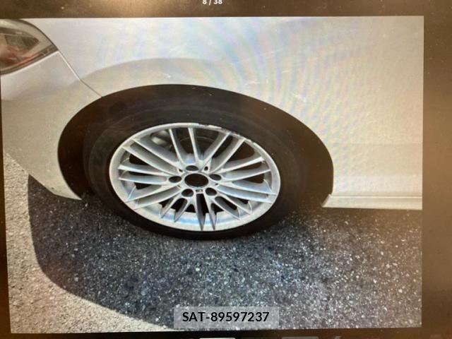 Bmw 2 SERIES 2014-04 8561247-6